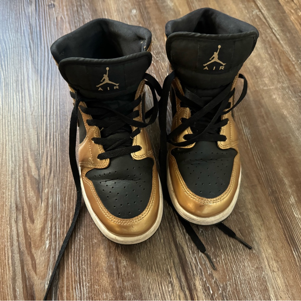 Jordan 1 Mid 6,5 y